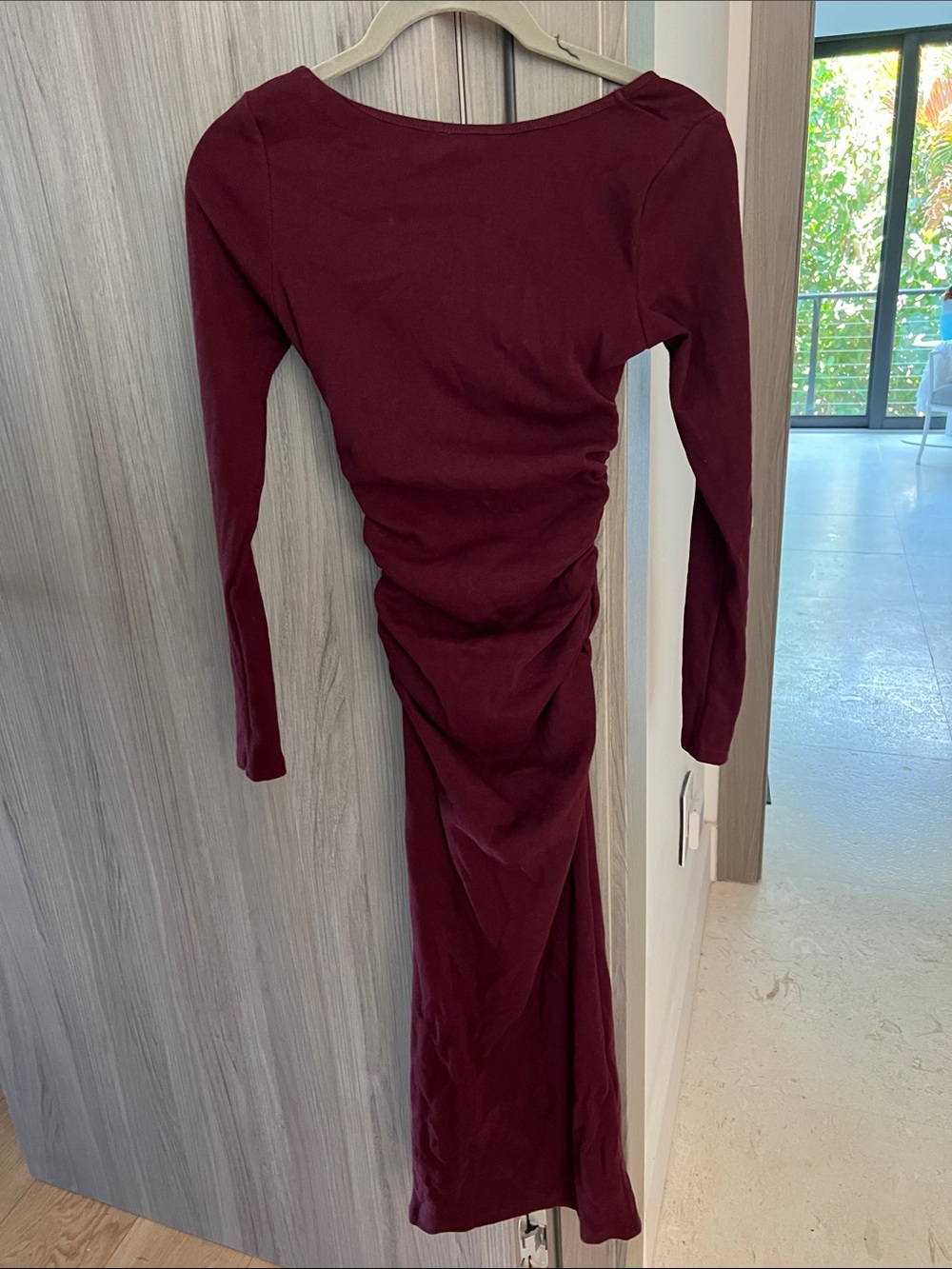 NWT REVOLVE Australia SHOWPO Lucy ribbed midi dress US 4 ruched bodycon wine - Picture 4 of 11